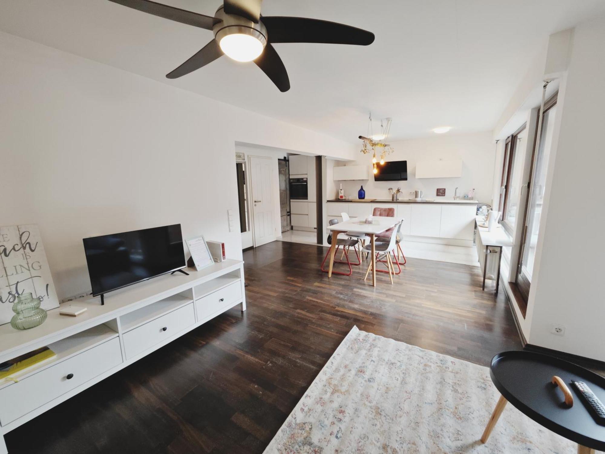 Ticasa Chic - Zentral - Balkon - Parkplatz - Smarttv - Unique - Kernen Leilighet Stetten  Eksteriør bilde